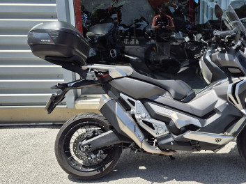 HONDA X-ADV 750 