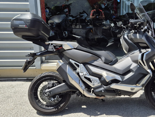 HONDA X-ADV 750 
