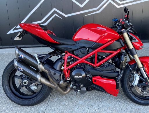 DUCATI STREETFIGHTER