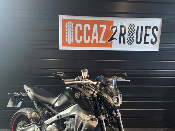 YAMAHA MT-09