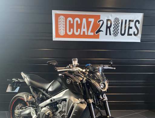 YAMAHA MT-09