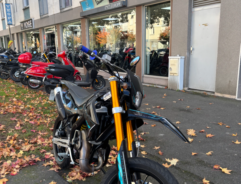 Rieju MRT PRO 50 avec option démarrage electrique  – 1 083 km – Financement possible : 73euros x 48 mois