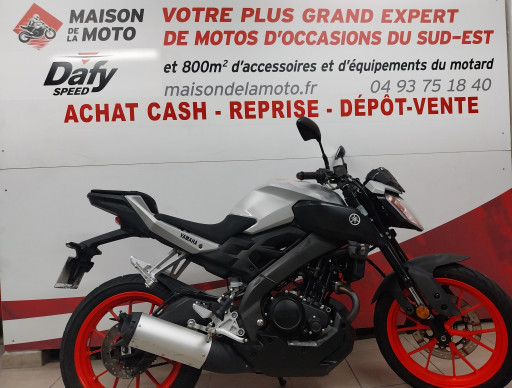 YAMAHA MT 125