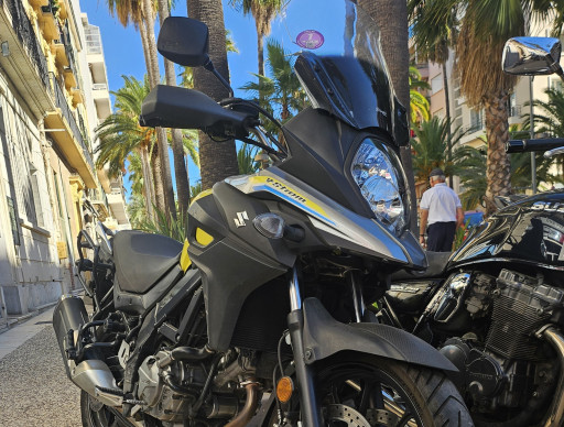 SUZUKI DL V-Strom 650