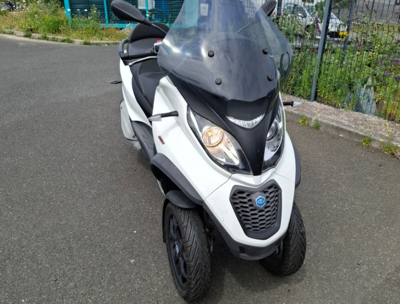 PIAGGIO MP3 350 ABS/ASR LIVRAISON OFFERTE*