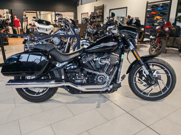 HARLEY-DAVIDSON SOFTAIL SPORT GLIDE 1745 BLACK 2018