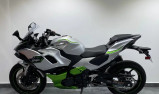 KAWASAKI Ninja 7 Hybrid