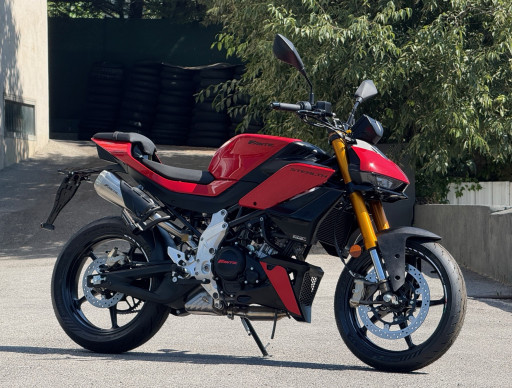 FANTIC 125 Stealth neuve