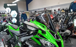 KAWASAKI ZX-10R