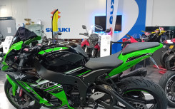 KAWASAKI ZX-10R