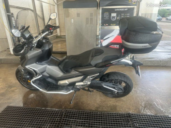 HONDA X-ADV 750 2020