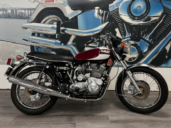 TRIUMPH T160 TRIDENT 750