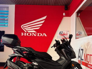 HONDA FORZA 125 TOP BOX
