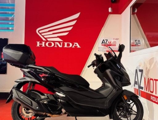 HONDA FORZA 125 TOP BOX