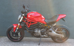 DUCATI MONSTER 821