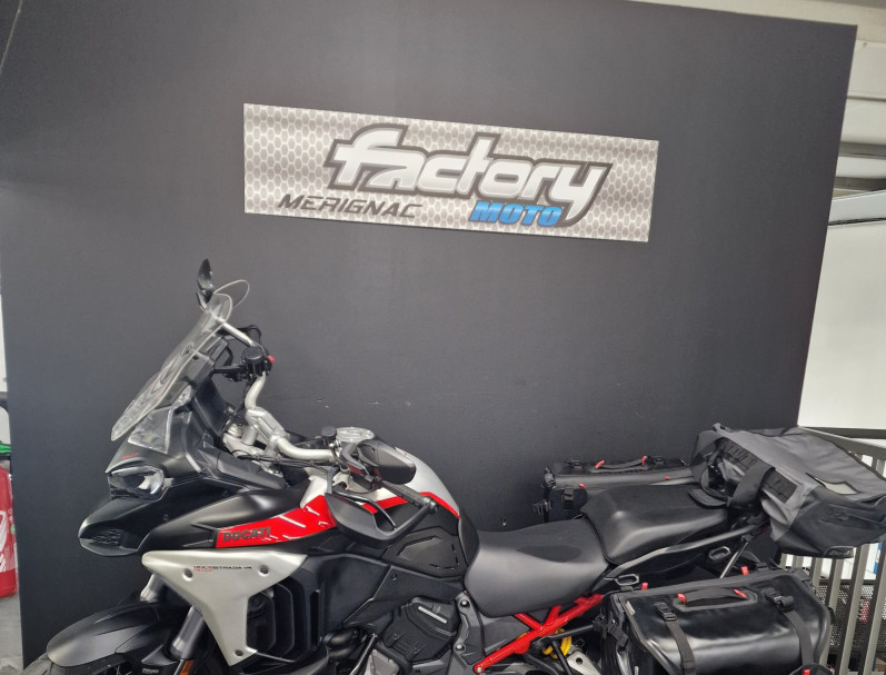 DUCATI MULTISTRADA V4 S