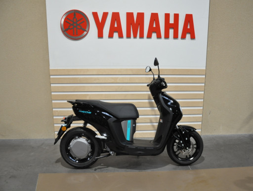 YAMAHA NEO