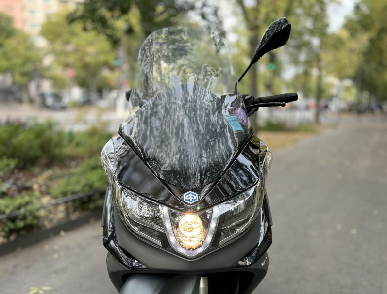 PIAGGIO X10 125 ABS ASR 27150 KM GARANTIE 12 MOIS LIVRAISON POSSIBLE DANS TOUTE LA FRANCE 