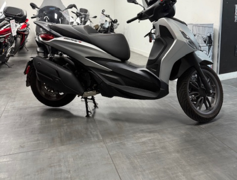 PIAGGIO BEVERLY S 400