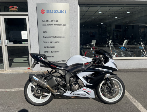 KAWASAKI ZX-6R 636