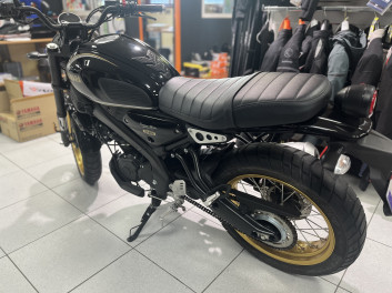 YAMAHA XSR 125 Legacy