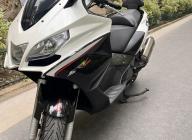 APRILIA SRV 850 ABS 15 736 KMS TRES BON ETAT GARANTIE 6 MOIS LIVRAISON DANS TOUTE LA FRANCE