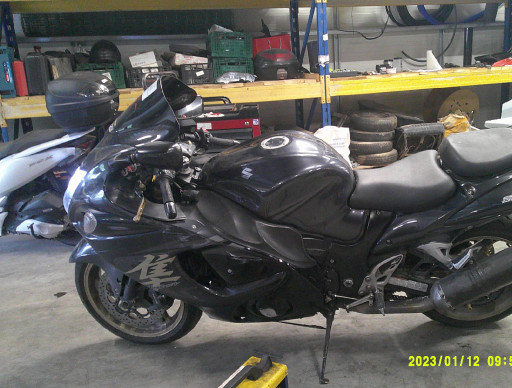 SUZUKI GSX-R 1300 HAYABUSA Accidentée RSV N°21525