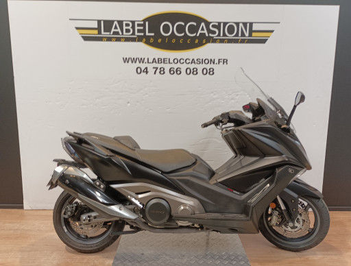 KYMCO AK 550