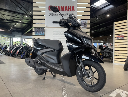 YAMAHA RayZR 125