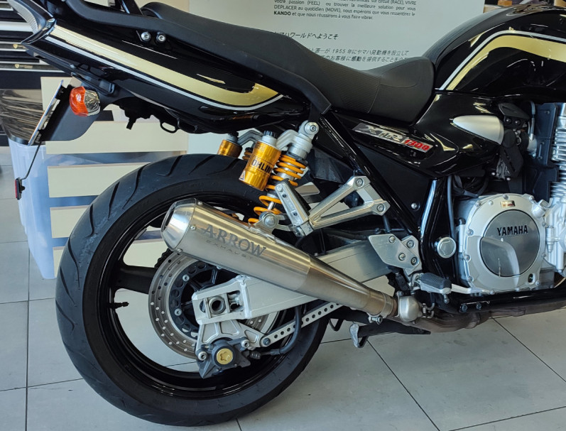 YAMAHA XJR 1300