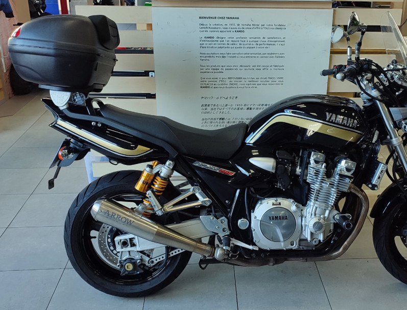 YAMAHA XJR 1300