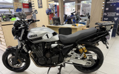 YAMAHA XJR 1300 SP