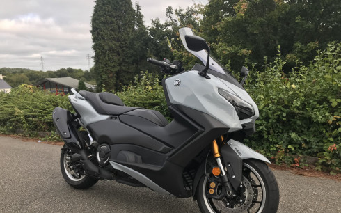 YAMAHA XP T-MAX 560 TECH MAX
