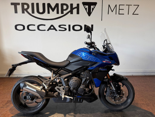 TRIUMPH TIGER 800