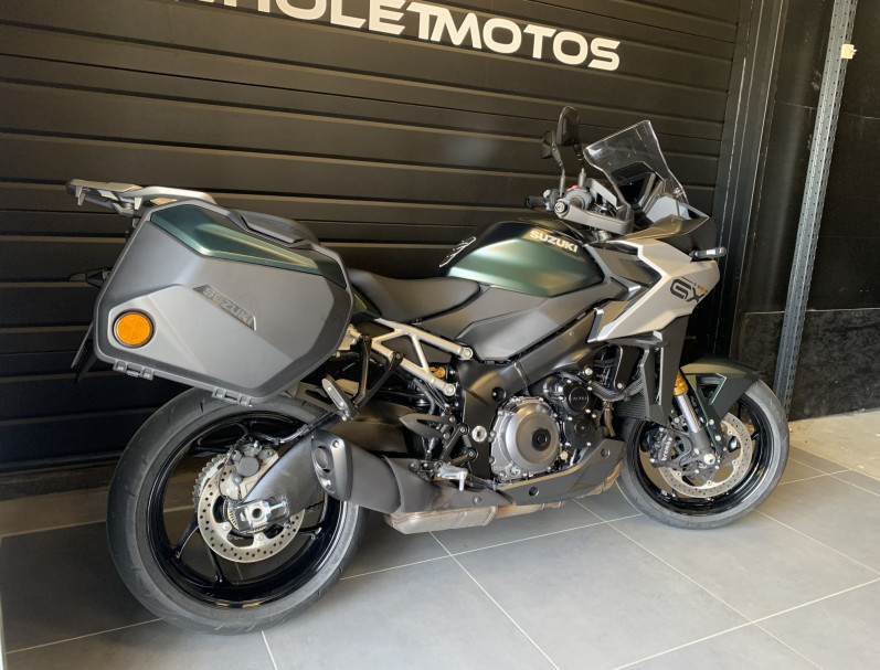 SUZUKI GSX-S 1000 GX +