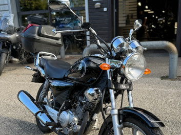 YAMAHA YBR 125 CUSTOM