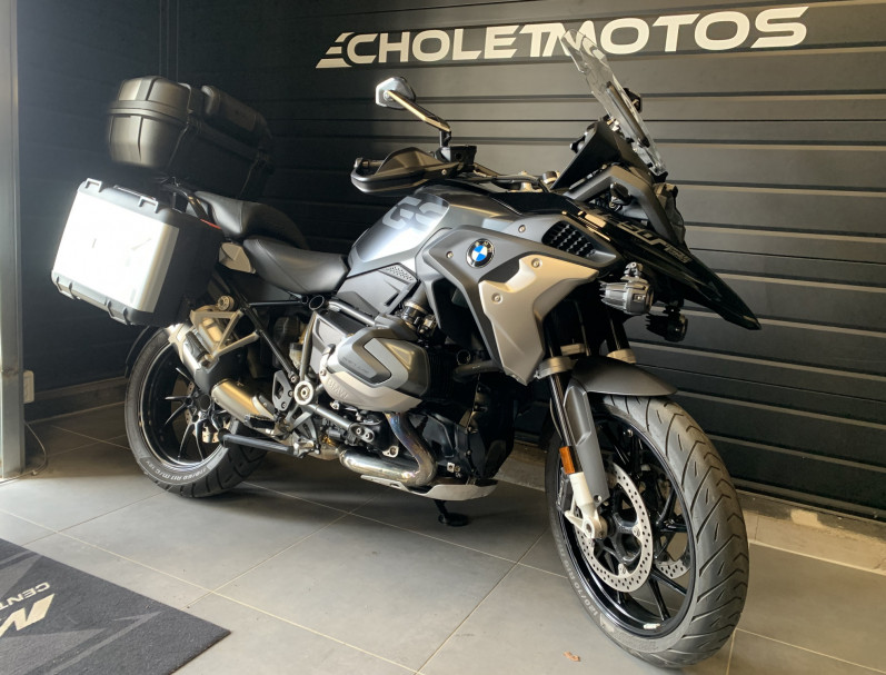 BMW R 1250 GS TRIPLE BLACK