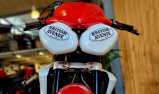 TRIUMPH STREET TRIPLE 675 R (RSV)
