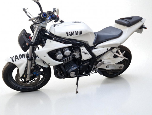 YAMAHA 600 FAZER 