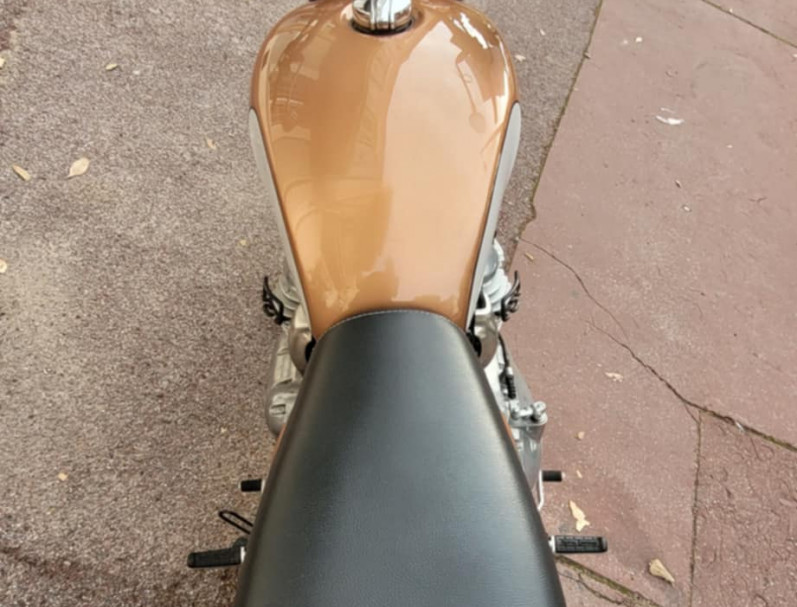 ROYAL ENFIELD INTERCEPTOR