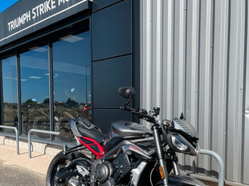 TRIUMPH STREET TRIPLE 765 RS