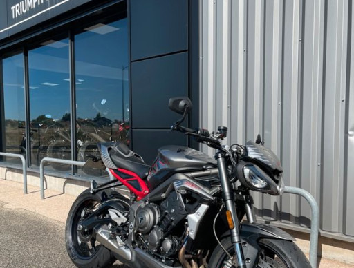 TRIUMPH STREET TRIPLE 765 RS