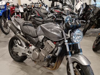 HONDA CB 900 F HORNET