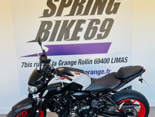 YAMAHA MT-07 (47.5CV)