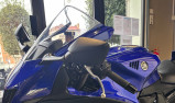 YAMAHA R7