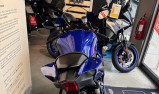 YAMAHA R7