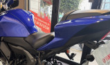 YAMAHA R7