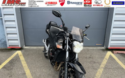 SUZUKI GSR 600