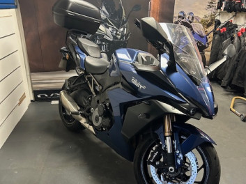 SUZUKI GSX-S 1000 GT