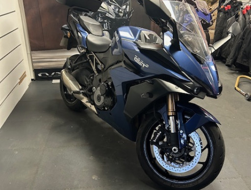 SUZUKI GSX-S 1000 GT